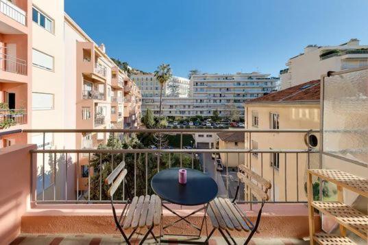 Le Magellan Apartment Menton Bagian luar foto